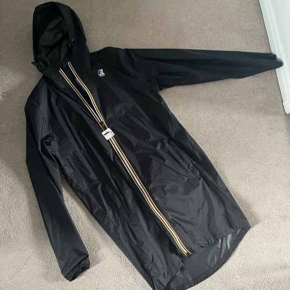 Brand new K-way rain jacket - Picture 1 of 3